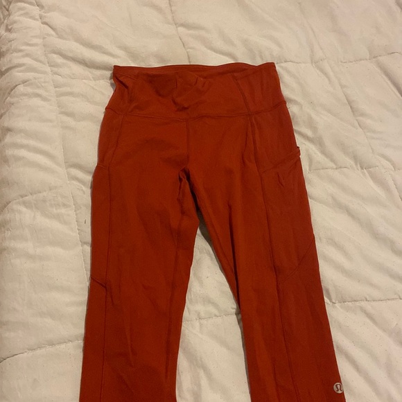 Size 6 lululemon fast and free high rise leggings with pockets - Picture 2 of 4